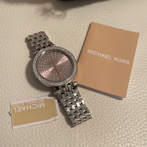 Designer Watch - Picture 6 of 6